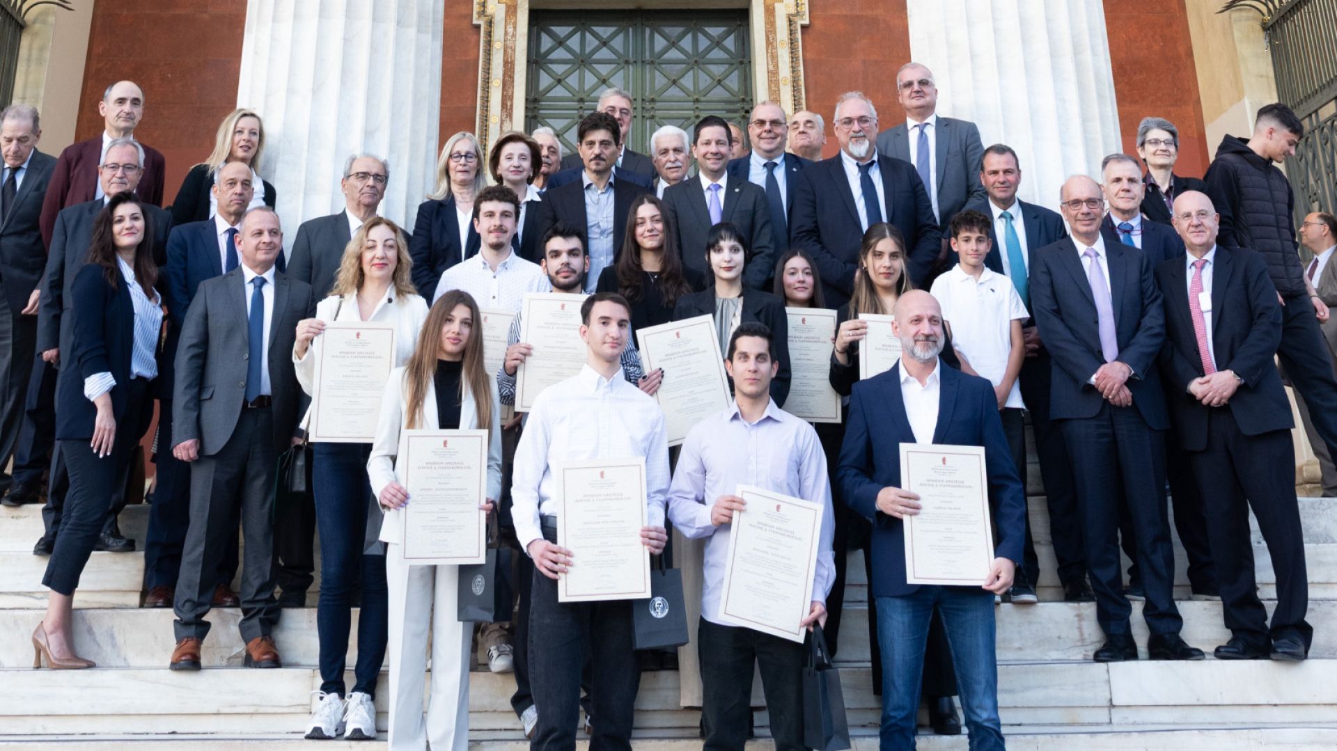 Υποτροφίες σε φοιτητές του ΕΚΠΑ για ακόμη μία χρονιά από το Ίδρυμα «Παύλος Γιαννακόπουλος»